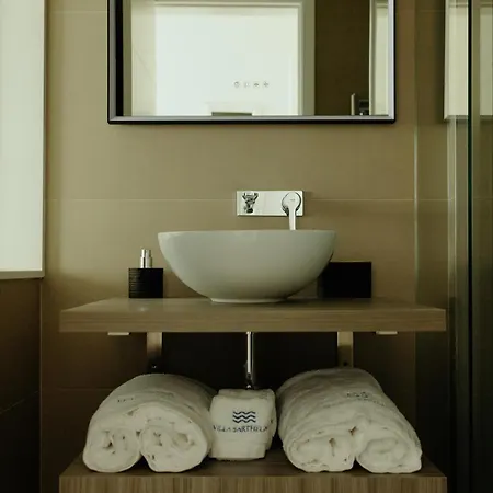 Barthelemy, Ericeira Luxury Villa *