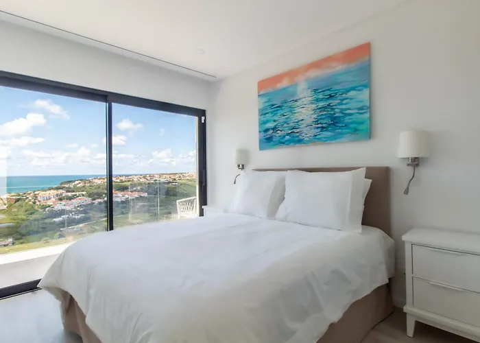 Villa Barthelemy, Ericeira Luxury *