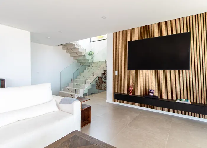 Barthelemy, Ericeira Luxury Villa