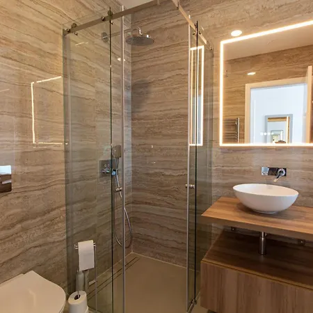 Villa Barthelemy, Ericeira Luxury *