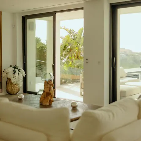 Barthelemy, Ericeira Luxury فيلة *